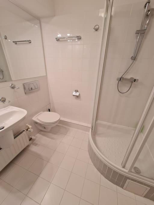 ワルシャワ10Q - Z6 Apartament 704アパートメント エクステリア 写真